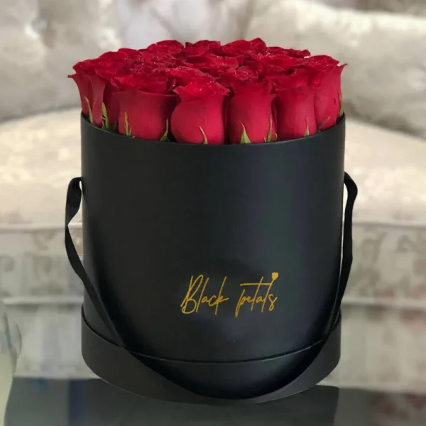 Yelena Red Rose Box